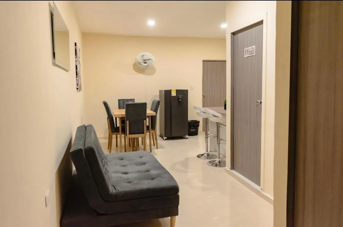 מלון סנטה מרתה Hostal La Terraza Sm 0*,